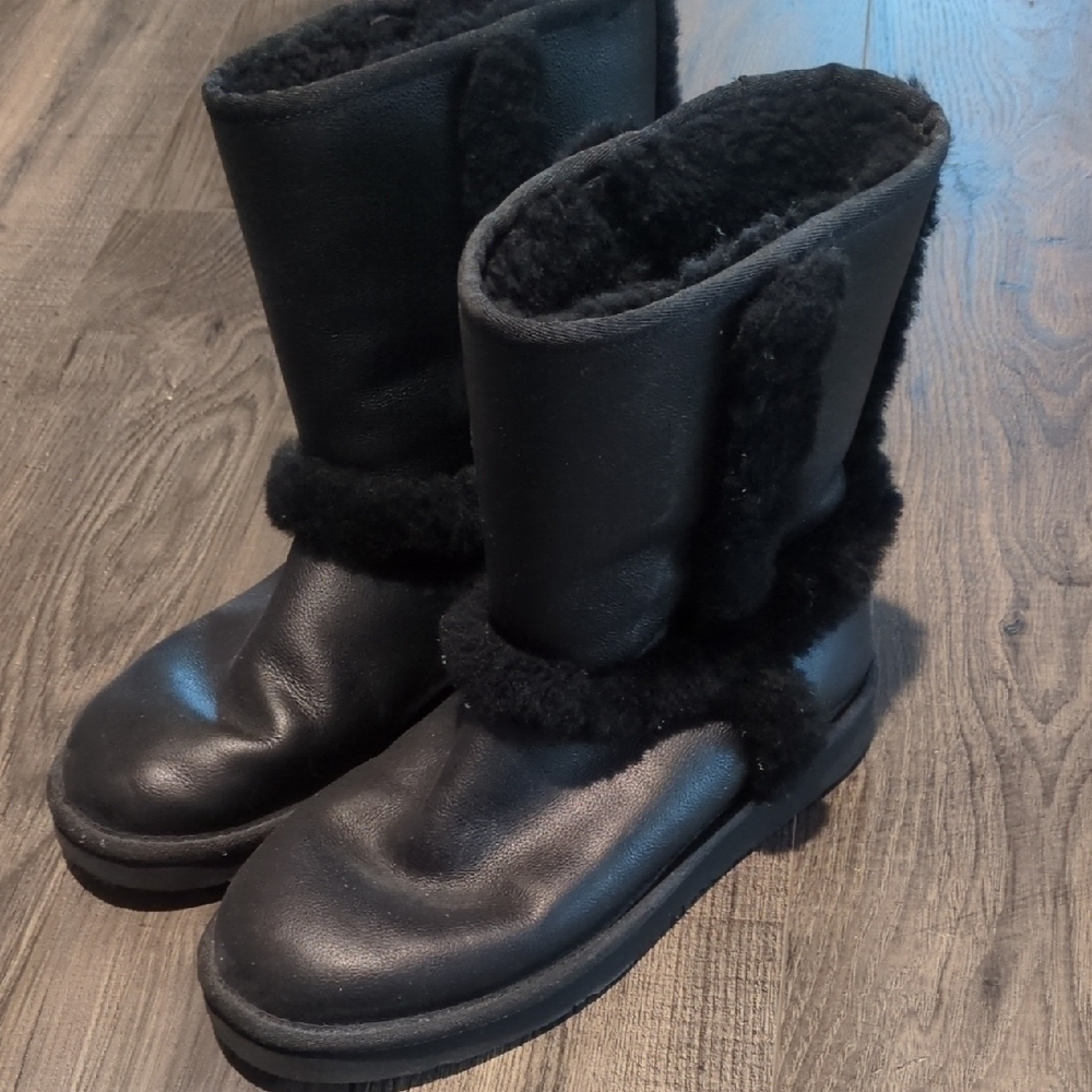 UGG Black Leather Fleece Lined Boots